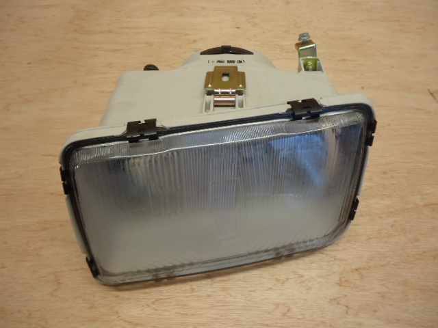 Cosworth 3dr N/S Headlight (New) Cosworth 3dr N/S Headlight (New)